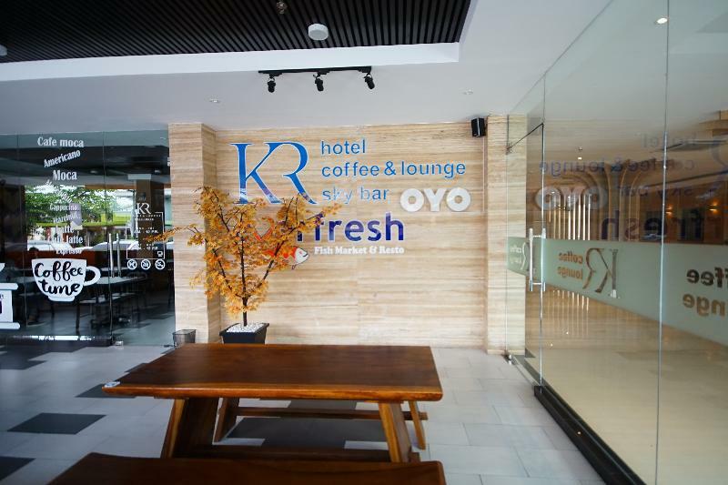 Oyo 344 Kr Hotel Palembang Exteriör bild